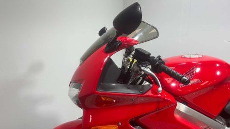 Honda VFR 1998 ONLY 16K FUEL INJECTED NON VTEC FULL LUGGAGE 800CC 25