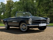 Mercedes-Benz SL Series 230 SL 3