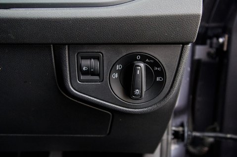 Volkswagen Polo R-LINE TSI DSG 12
