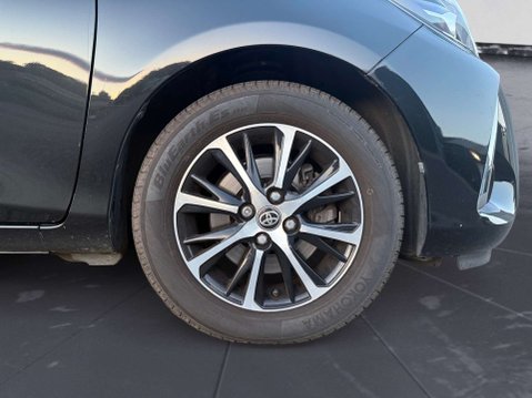 Toyota Yaris 1.5 Yaris Icon Tech VVT-i HEV CVT 5dr 14