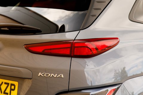 Hyundai KONA ULTIMATE 10