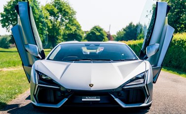 Lamborghini Revuelto 3