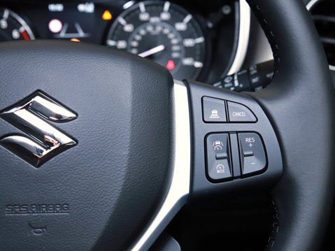 Suzuki Vitara 1.4 Boosterjet Mild Hybrid Motion 5dr 26