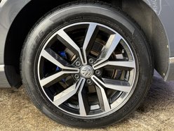 Volkswagen Passat 1.4 TSI 13kWh GTE Saloon 4dr Petrol Plug-in Hybrid DSG Euro 6 (s/s) (218 ps 16