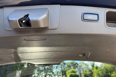 Porsche Macan TURBO PDK - HUGE SPEC - PAN ROOF - BOSE - CARPLAY 67