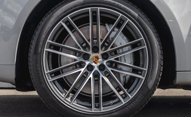 Porsche Macan GTS 10