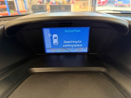 Ford Kuga 2.0 TDCi Titanium AWD Euro 5 5dr 27