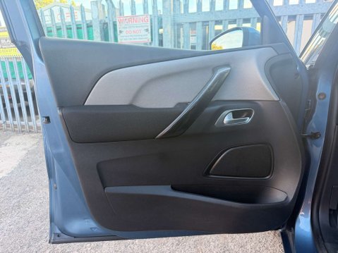 Citroen C4 Picasso 1.6 C4 Grand Picasso Exclusive+ e-HDi Semi-Auto 5dr 63