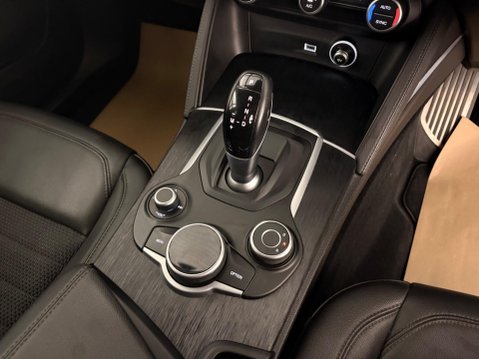 Alfa Romeo Stelvio 2.0T Nero Edizione Auto Q4 AWD Euro 6 (s/s) 5dr 24