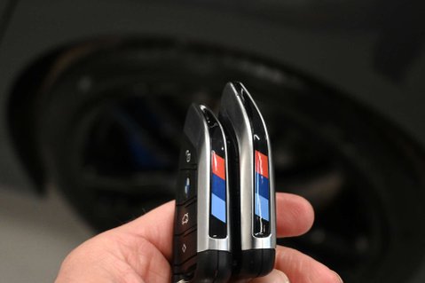 BMW 3 Series 2.0 330e M Sport Professional Edition Auto 5dr 48