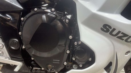 Suzuki GSX650 GSXF 650 2014 37K NEW MOT VERY CLEAN BIKE 650CC A2 23