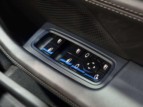 Porsche Taycan Performance Plus 93.4kWh Turbo Cross Turismo 5dr Electric Auto 4WD (680 ps) 35