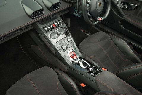 Lamborghini Huracan 5.2 V10 LP 610-4 Spyder LDF 4WD Euro 6 (s/s) 2dr 24