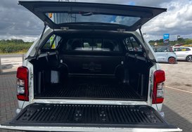 Mitsubishi L200 DI-D BARBARIAN DOUBLE CAB AUTO REAR CANOPY 43