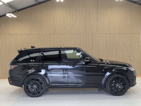 Land Rover Range Rover Sport 3.0 Range Rover Sport HSE Dynamic Black D MHEV Auto 4WD 5dr 14