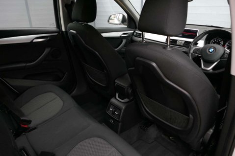 BMW X1 SDRIVE18I SE 23