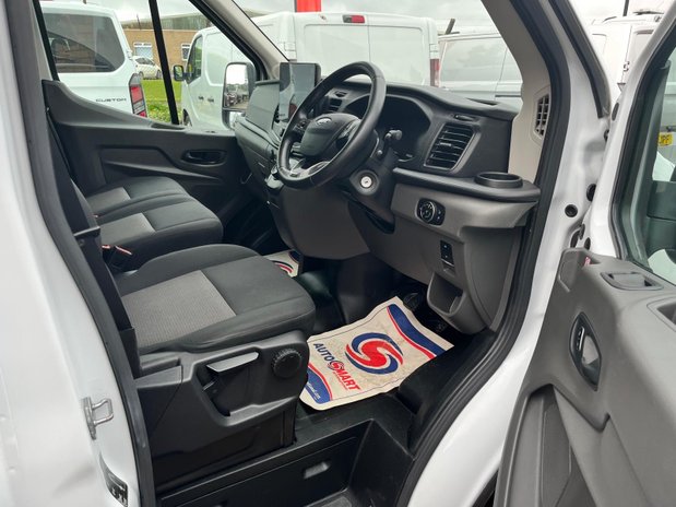 Ford Transit Transit 350 L3 Diesel FWD 2.0 Eco Blue 165ps H2 Leader Van Auto [DAP] 21