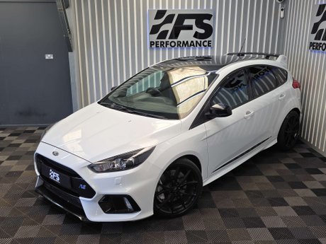Ford Focus 2.3T EcoBoost RS Hatchback 5dr Petrol Manual AWD Euro 6 (s/s) (350 ps) 42