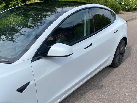 Tesla Model 3 (Dual Motor) Long Range Auto 4WDE 4dr 63