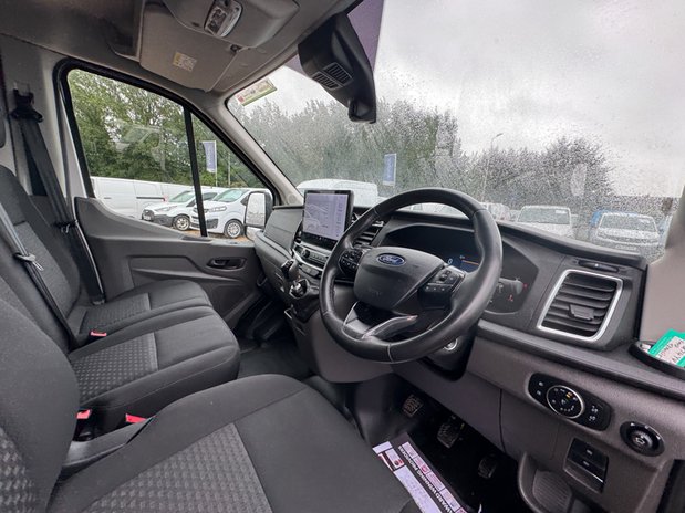 Ford Transit LWB L3H2 Medium Roof Trend 350 Cruise EURO 6 15