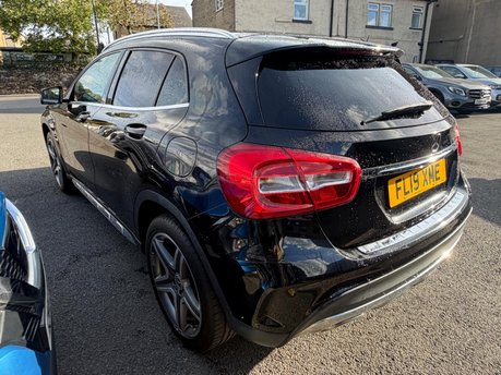 Mercedes-Benz GLA GLA 200 AMG LINE 8