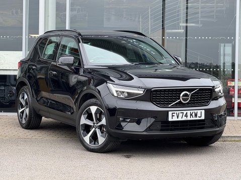 Volvo XC40 B4 PLUS 2