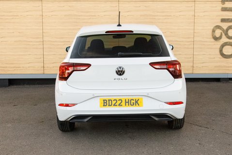 Volkswagen Polo LIFE TSI 6