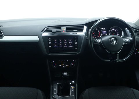 Volkswagen Tiguan 1.4 TSI SE Navigation SUV 5dr Petrol Manual Euro 6 (s/s) (150 ps) 18
