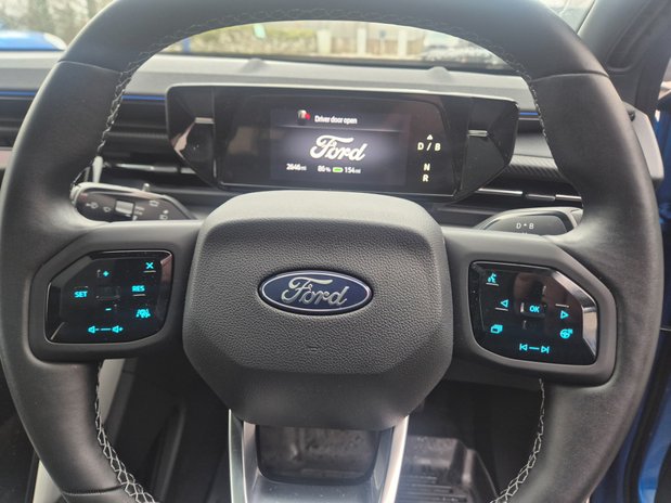 Ford Explorer Premium 286 77kWh Extended Range Auto *ex-demo* 17