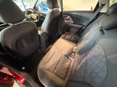 Kia Niro 1.6 GDi 2 DCT Euro 6 (s/s) 5dr 25