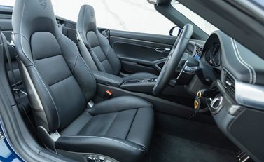 Porsche 911 Turbo Cabriolet (991.2) 12