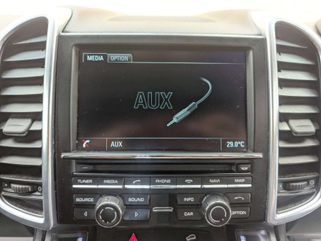 Porsche Cayenne 3.0 Cayenne V6 D Tiptronic S 4WD 5dr 54