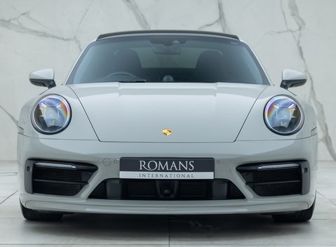 Porsche 911 Carrera 4S (992) 4