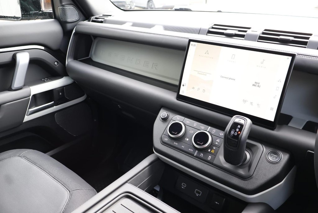 Land Rover Defender 110 D300 HARD TOP X-DYNAMIC HSE URBAN REAR SEAT CONVERSION STYLED BY SEEKER 21