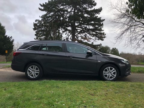 Vauxhall Astra 1.6 CDTi Tech Line Sports Tourer Euro 6 (s/s) 5dr 17