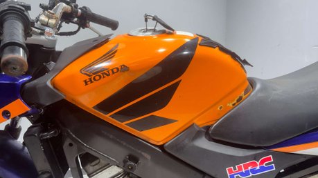 Honda CBR CBR125 2005 40K PROJECT BIKE SPARES OR REPAIR 125CC SPORT 19
