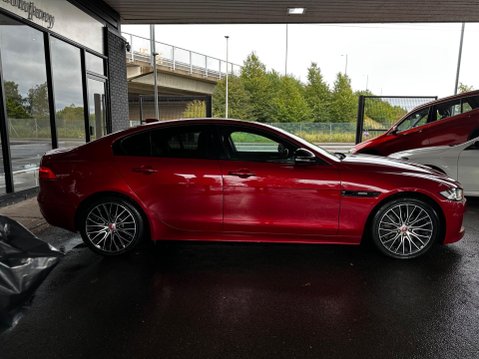 Jaguar XE 2.0d Landmark Auto Euro 6 (s/s) 4dr 7