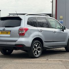 Subaru Forester 2.0 Forester i XT Symmetrical AWD CVT 4WD 5dr 7