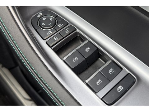 BYD Seal U 1.5 DM-i PHEV Boost Auto 32