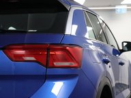 Volkswagen T-Roc SE TDI 23