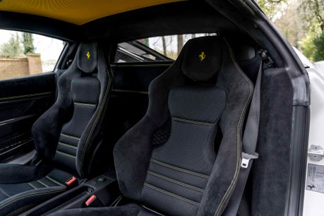 Ferrari 458 Speciale FULL FSH. CARBON FIBRE INT/EXT. CARBON ENGINE BAY. LIFT. CRUISE CONTROL. 17