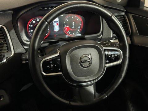 Volvo XC90 D5 POWERPULSE MOMENTUM AWD 13
