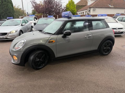 Mini Hatch 1.5 Cooper Euro 6 (s/s) 3dr 4