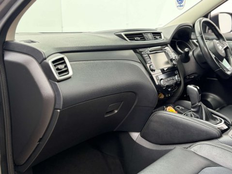 Nissan Qashqai 1.3 Qashqai Tekna DiG-T Semi-Auto 5dr 65