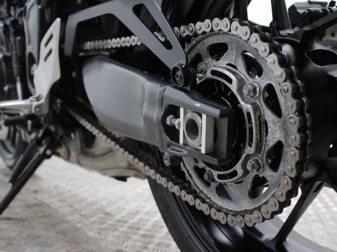 Yamaha MT-09 MT-09 (MTN890) 35