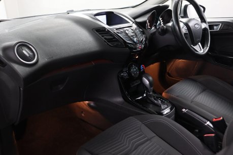 Ford Fiesta ZETEC 34