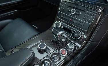 Mercedes-Benz SLS AMG 20