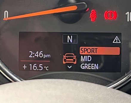 Mini Hatch 1.5 Cooper Sport 3dr 25