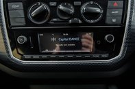 Volkswagen Up BASE 16