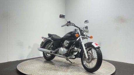 Honda VT 2008 ONLY 7K V TWIN 125CC SOUGHT AFTER CRUISER BIKE NEW MOT 3